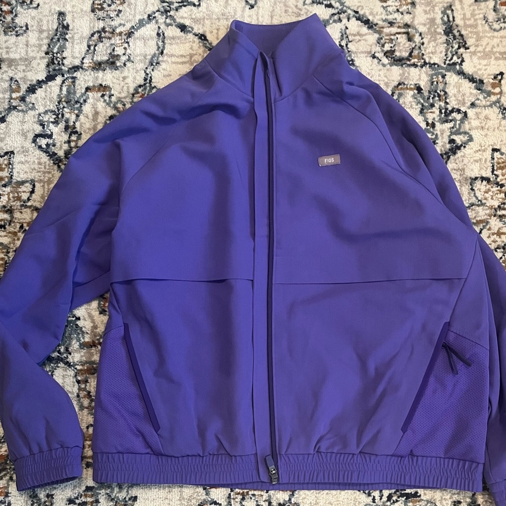 Women’s Amethyst Sydney Scrub Jacket*Medium, worn only once